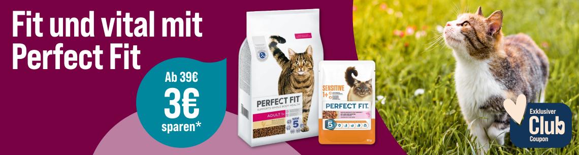Spare 3 € ab 39 € auf Perfect Fit Katzenfutter Aktionsbanner für Perfect Fit Katzennahrung. Links auf magentafarbenem Hintergrund der weiße Schriftzug „Fit und vital mit Perfect Fit“. Daneben ein türkisfarbener Kreis mit dem Hinweis „Ab 39 € 3 € sparen*“. Mittig eine große und eine kleine Verpackung von Perfect Fit Katzenfutter. Rechts sitzt eine Katze auf einer blühenden Wiese im Sonnenlicht. Unten rechts das Logo „Exklusiver Club Coupon“ mit Herzsymbol. Hinweis: Rabattaktion auf Perfect Fit Katzennahrung.