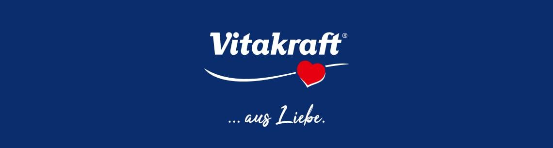 Vitakraft Topbanner Vitakraft‑Logo mit rotem Herz und dem Slogan ‚… aus Liebe.‘ auf blauem Hintergrund.