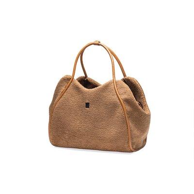 Designed by Lotte Transporttasche Tebby cognac Designed by Lotte Transporttasche Tebby cognac