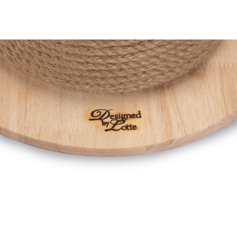 Designed by Lotte Holz Kratzball Wiggly