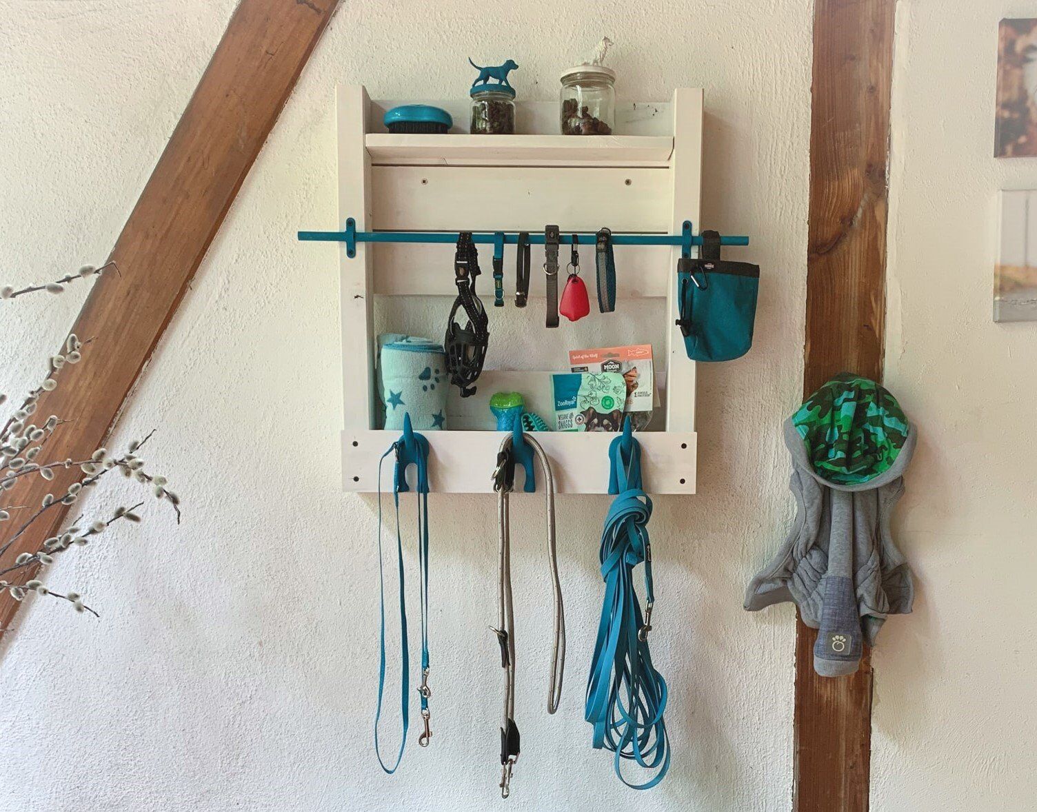 Hunde Garderobe Aus Holz Mit Haken - Hundeleinenhalter Wand Weiß Mit Pfotenabdruck